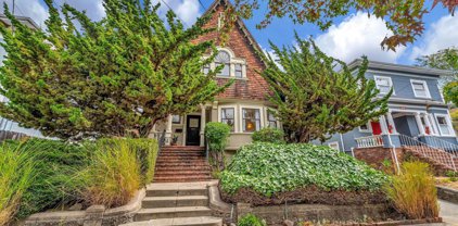 2709 Dana St, Berkeley