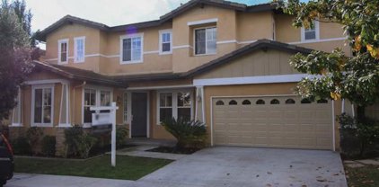 2540 Hillcrest Street, Signal Hill