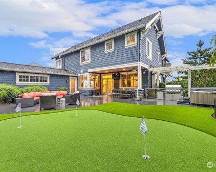 3019 NE Harrison Drive, Issaquah