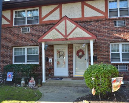 6 Glen Hollow Drive Unit #A7, Holtsville