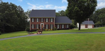 301 Virginia Road, Travelers Rest