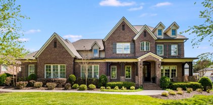 9259 Carrisbrook Ln, Brentwood