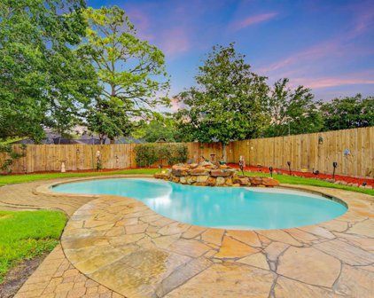 1102 Glenshannon Avenue, Friendswood