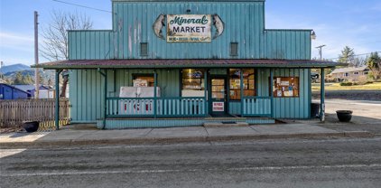 104 Front Street E, Morton
