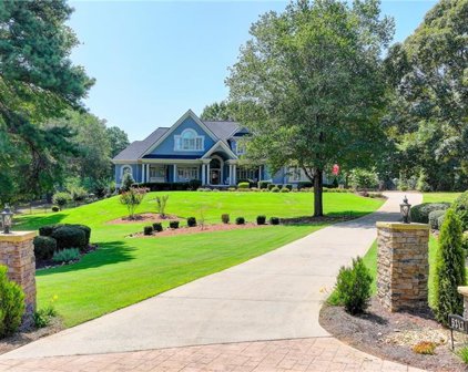 5317 Legends Drive, Braselton