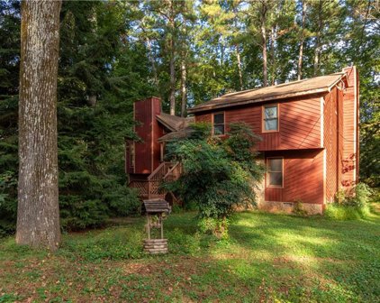 4103 Bent Willow Drive, Lilburn