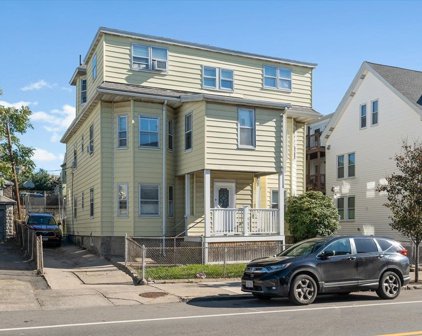 249 Main St, Everett