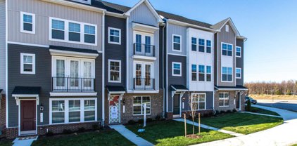 401 Matlock Ln, Frederick