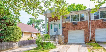 157-08 17th Road, Whitestone