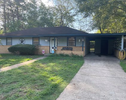 411 Dogwood, Lufkin