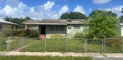 1365 Nw 130th St, North Miami