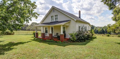 3882 Mcdaniel Road, Bedford