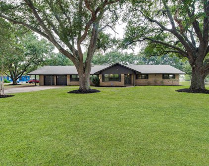 321 Wheeler Drive, Alvin