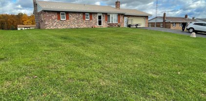 983 Ridge Rd, Shippensburg