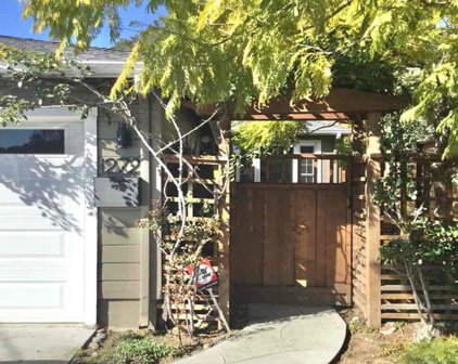 1272 Howard AVE, San Carlos