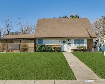 210 Eric  Lane, Benbrook