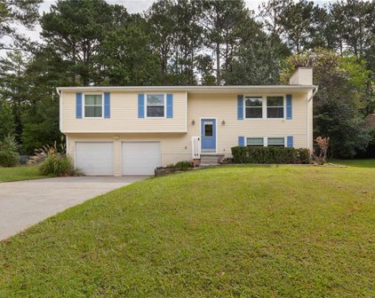 395 Sheringham Court, Roswell