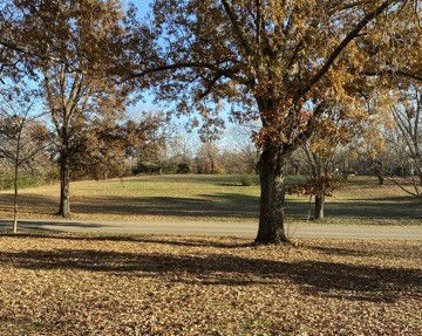 2620 Hinton Rd, Clarksville