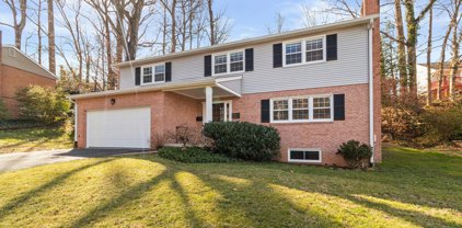 3312 Prince William Dr, Fairfax