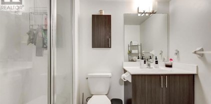 75 Norman Bethune Unit 718, Richmond Hill