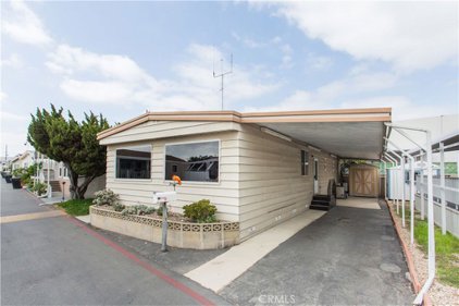 29 Walnut Via, Anaheim