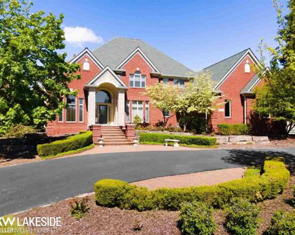 67391 Mack Court, Washington Twp