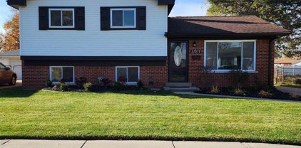 27079 Broadmoor, Warren