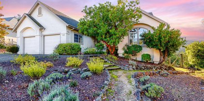 6300 Meadowridge Drive, Santa Rosa