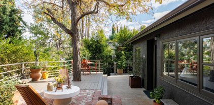 1330  Columbia Dr, Glendale