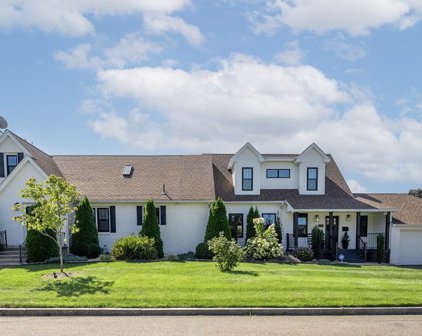 100 Van Horn Street, Chicopee