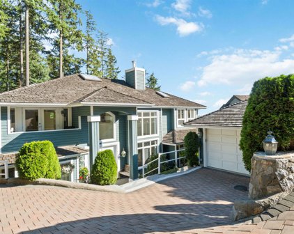 3866 Michener Way, North Vancouver
