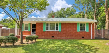 4926 Walnut Drive, Fayetteville