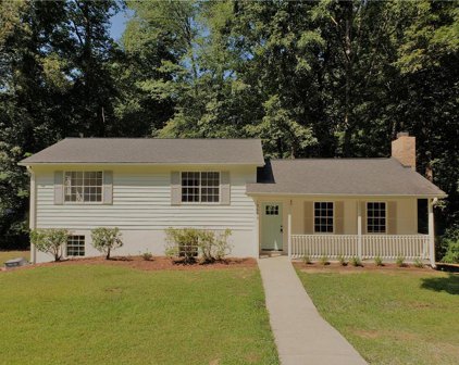 3690 Somerset Sw Drive, Marietta