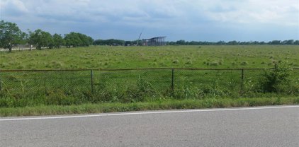10.633 County Road 341, Angleton