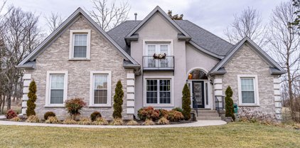 511 Wood Springs Rd, La Grange