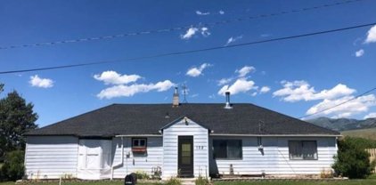 102 E 14th, McCammon