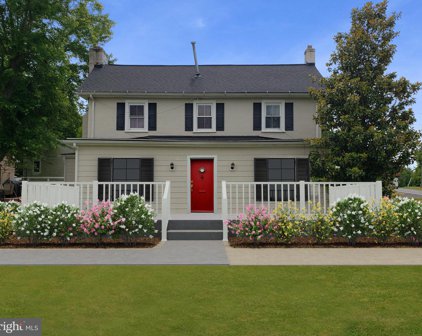 22032 St Louis Rd, Middleburg