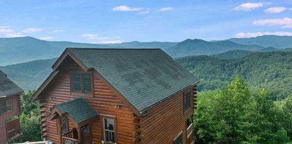 3111 Lakeview Lodge Dr Drive, Sevierville