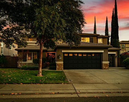 961 Glennfinnan Way, Folsom