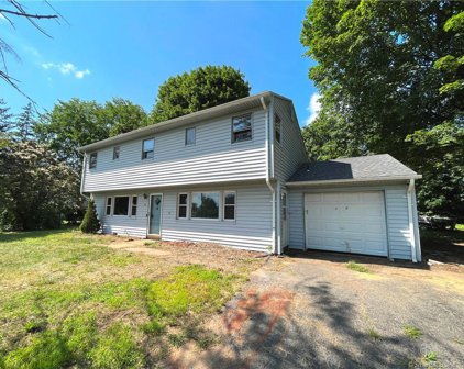 39 Winton Road, East Windsor