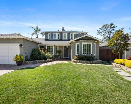 2426 Delaware AVE, Redwood City
