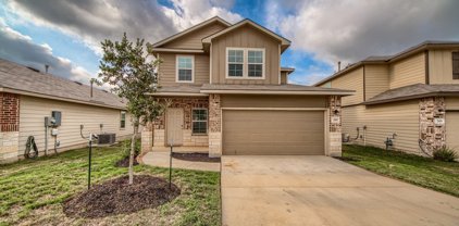 305 Middle Green Loop, Floresville