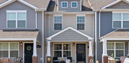 215 Alexander Blvd, Clarksville
