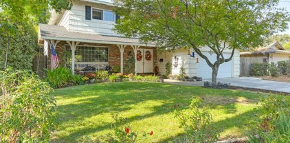 6437 Meadowcreek Way, Citrus Heights