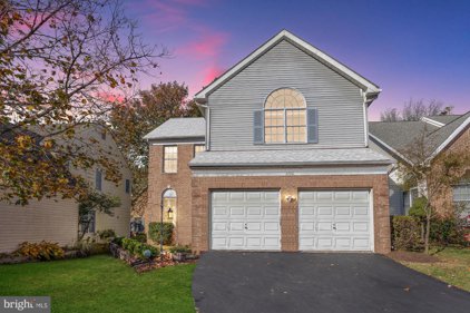 3736 Millpond Ct, Fairfax