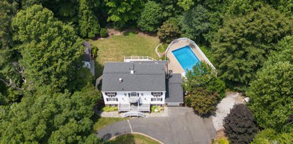 6300 Mallard Ln, Lothian