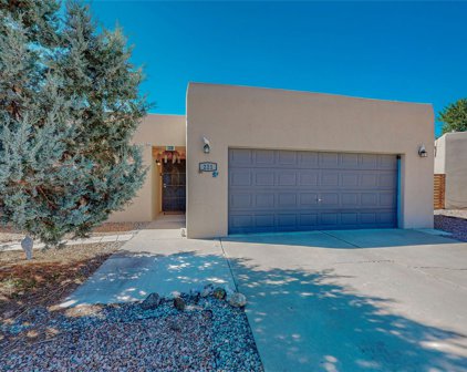221 Camino Miramontes, Espanola