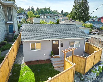 3431 Gilman Avenue W, Seattle