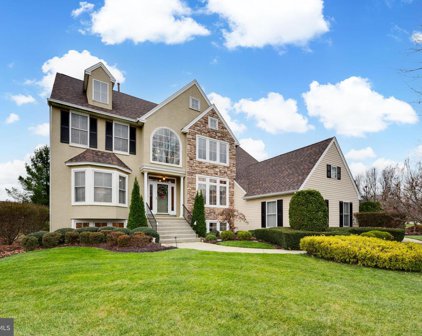 1 Emerson Dr, Cinnaminson