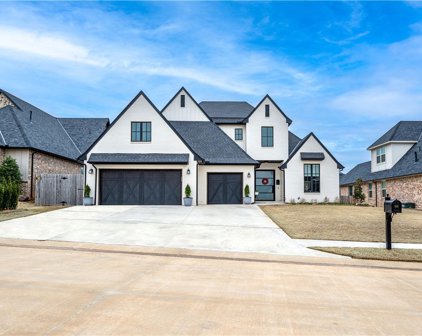 1316 Paseo Bridge Court, Edmond